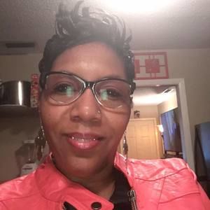 Meet your Posher, Ora